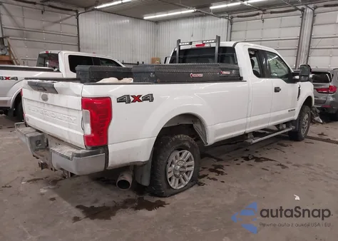 2017 Ford F-250 Xlt z USA, uszkodzony, nr VIN 1FT7X2BT9HEE26104